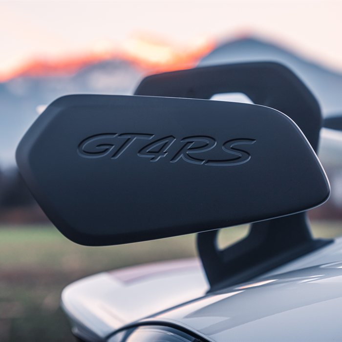 Porsche GT4 RS